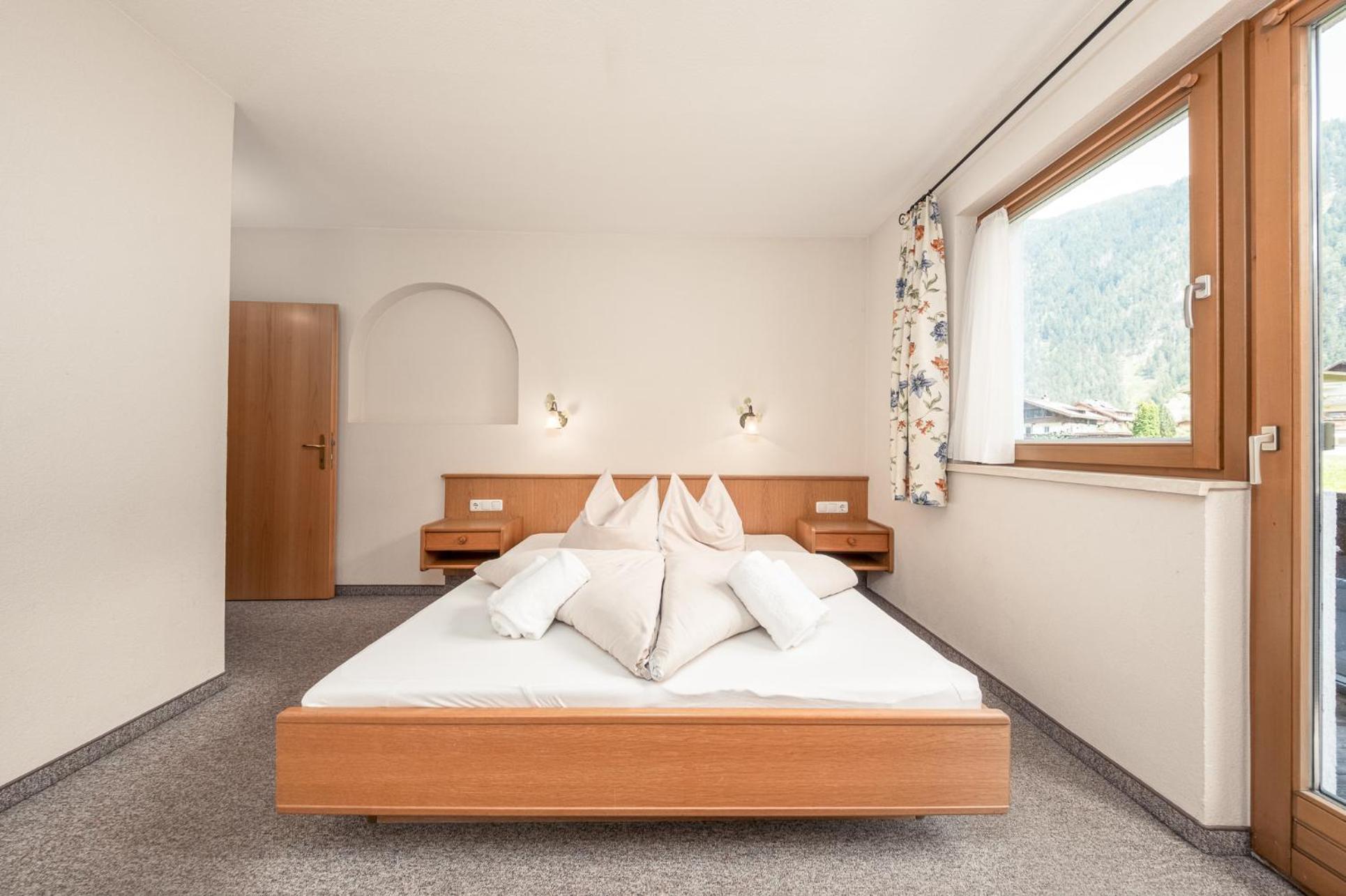 Apartments Alpina Майерхофен Екстериор снимка