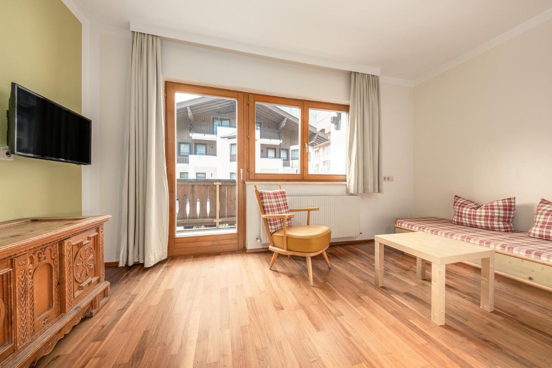 Apartments Alpina Майерхофен Екстериор снимка